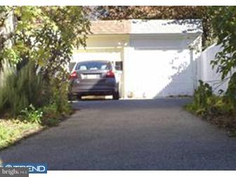 523 Owen Road Wynnewood, PA 19096 - Photo 12 of 12 Garage