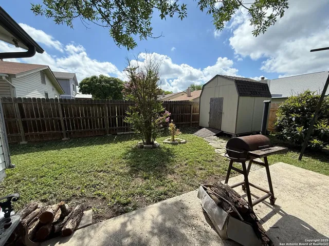 $1,675 | 9558 Autumn Shade, San Antonio, TX 78254