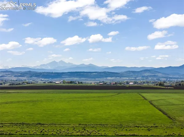 a view of yard with ocean view