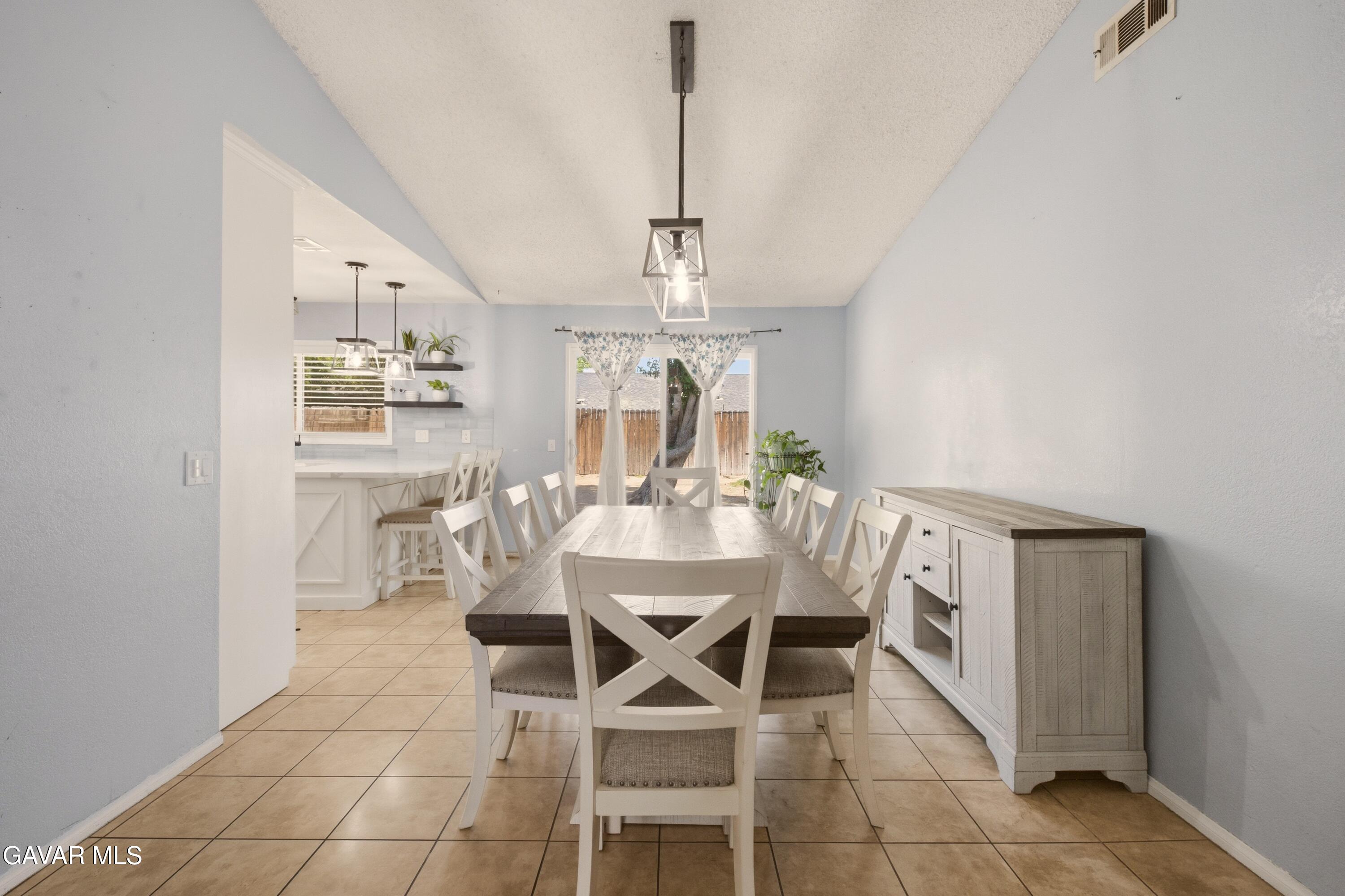 1011 Lightcap Street Lancaster, CA 93535 - Photo 4 of 12 4
