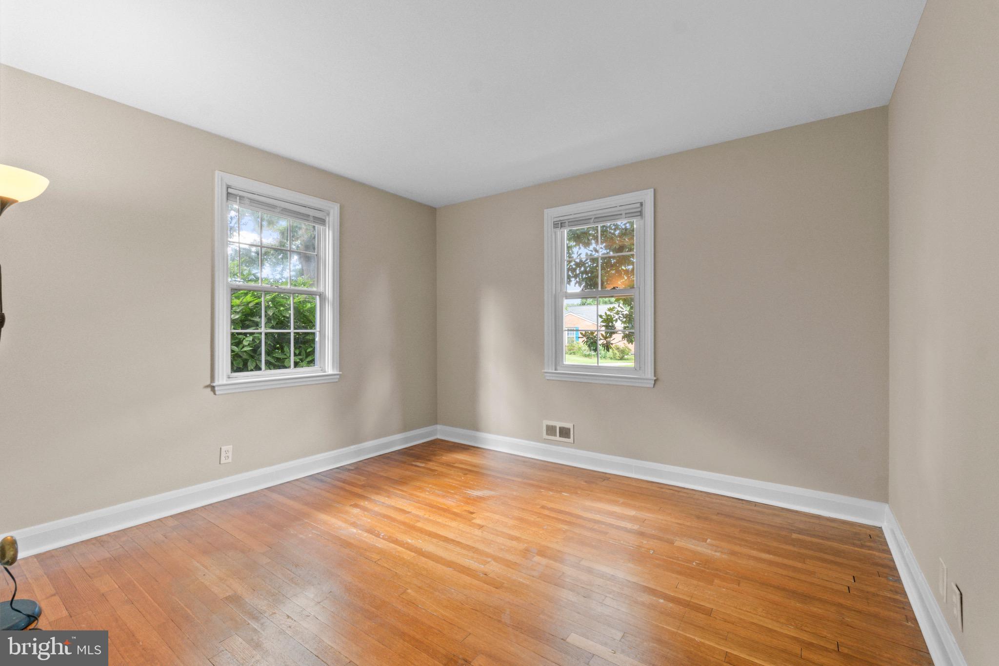 6504 Crestwood Road Baltimore, MD 21239 - Photo 15 of 34