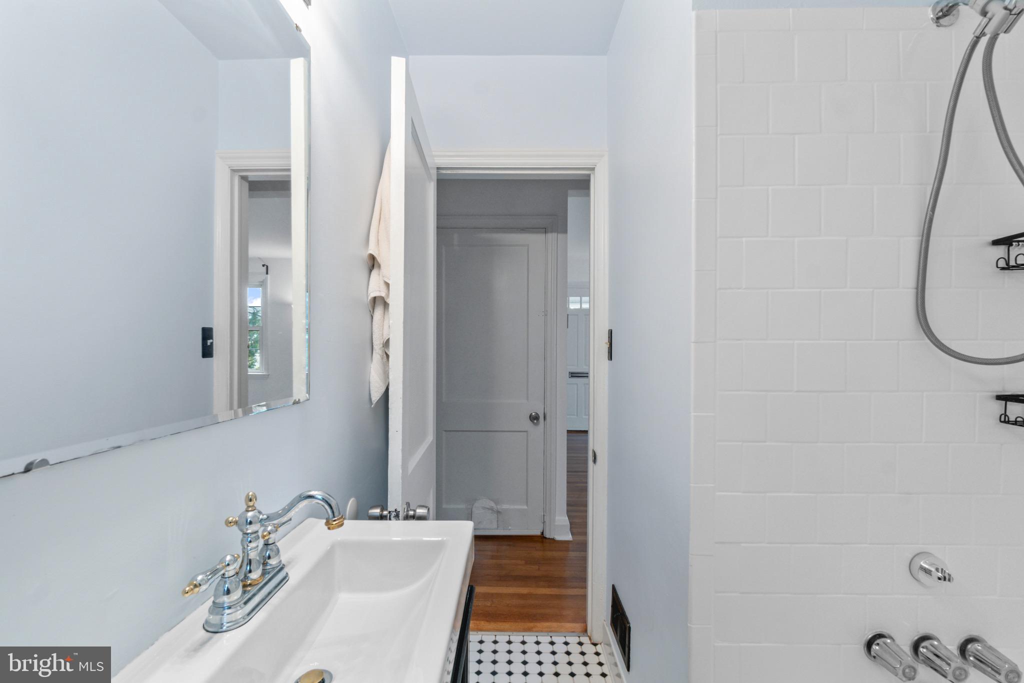 6504 Crestwood Road Baltimore, MD 21239 - Photo 19 of 34