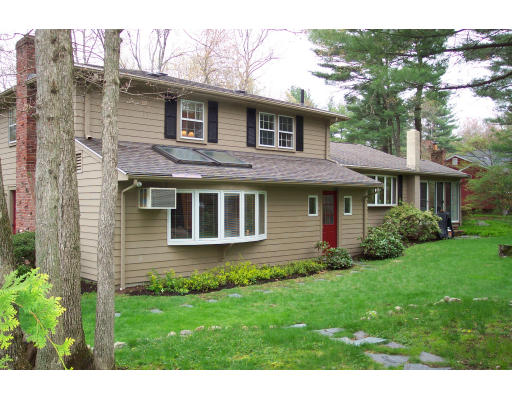 20 Emerson Road Medfield, MA 02052 - Photo 10 of 10 Gallery Image 10