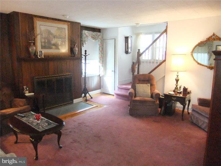 260 North Rolling Road Springfield, PA 19064 - Photo 7 of 23