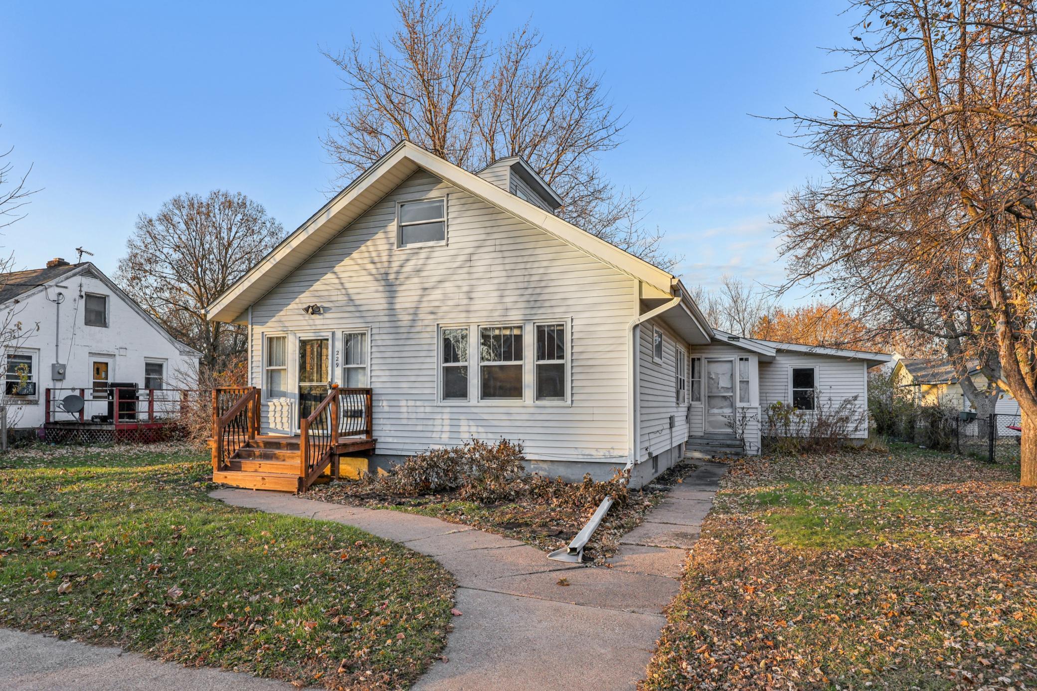 229 North 2nd Street New Richmond, WI 54017 - Photo 4 of 46