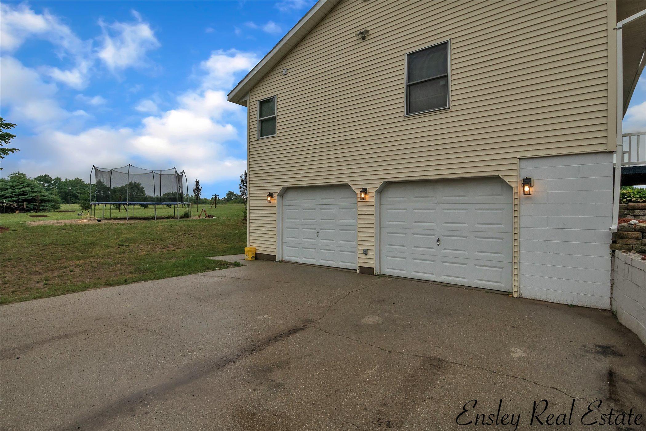11766 Almy Road Lakeview, MI 48850 - Photo 38 of 46 38-11766 Almy Rd-Windowstill Real Estate