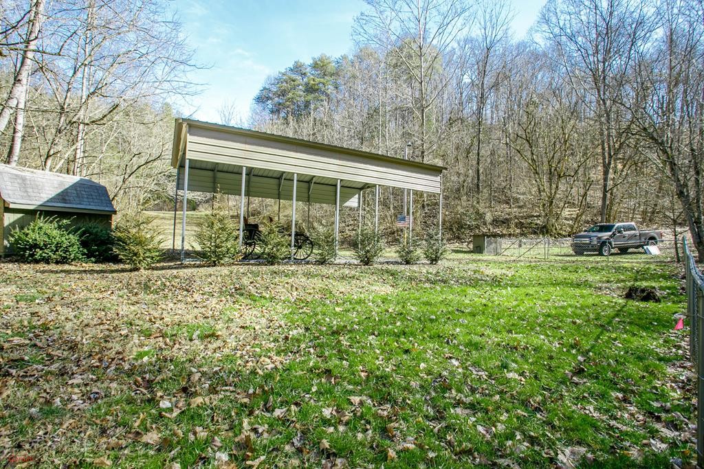 2 Indian Gap Road Sevierville, TN 37876 - Photo 3 of 7