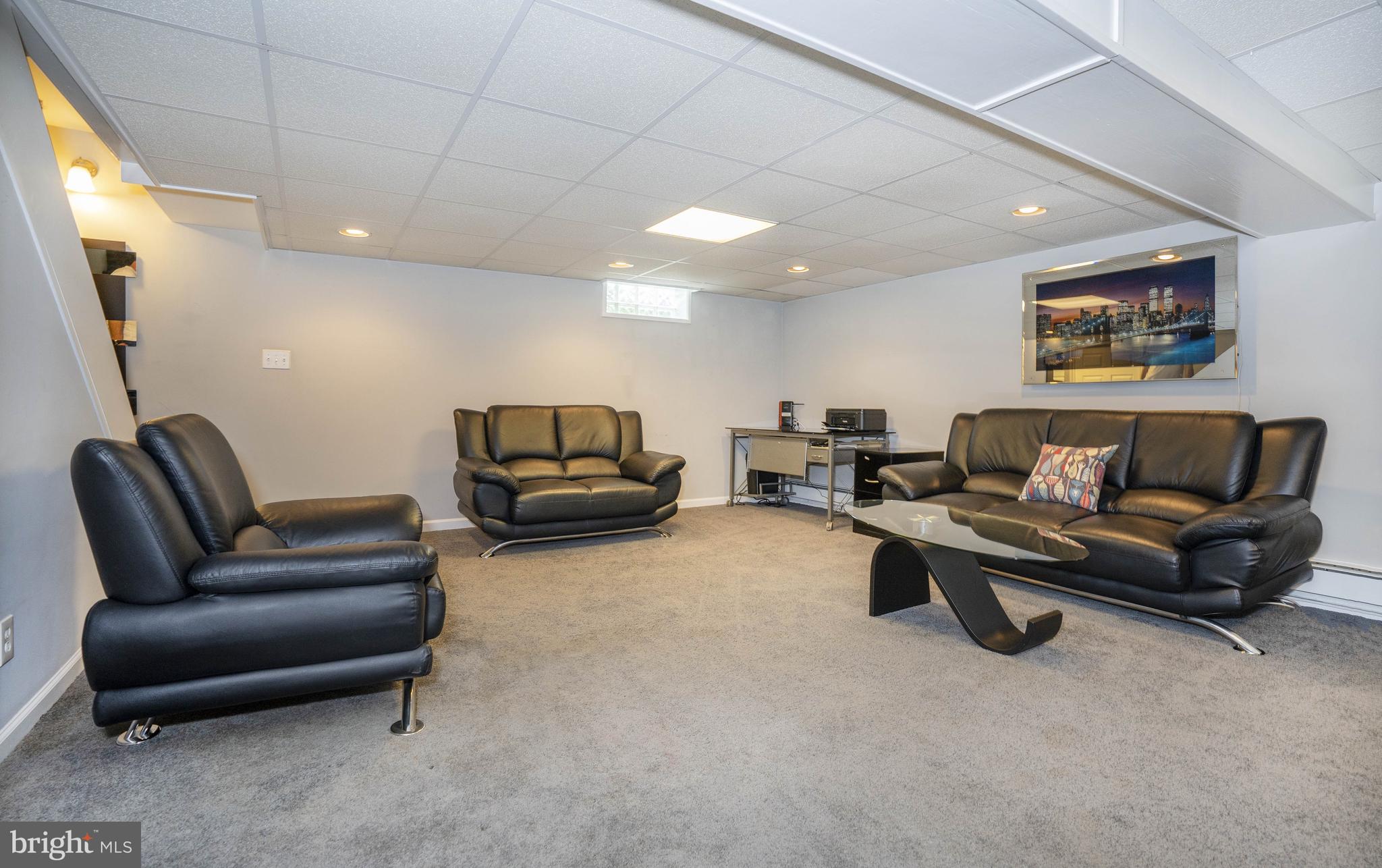 706 Lehigh Road Newark, DE 19711 - Photo 22 of 34 Finished basement, bar and furniture included