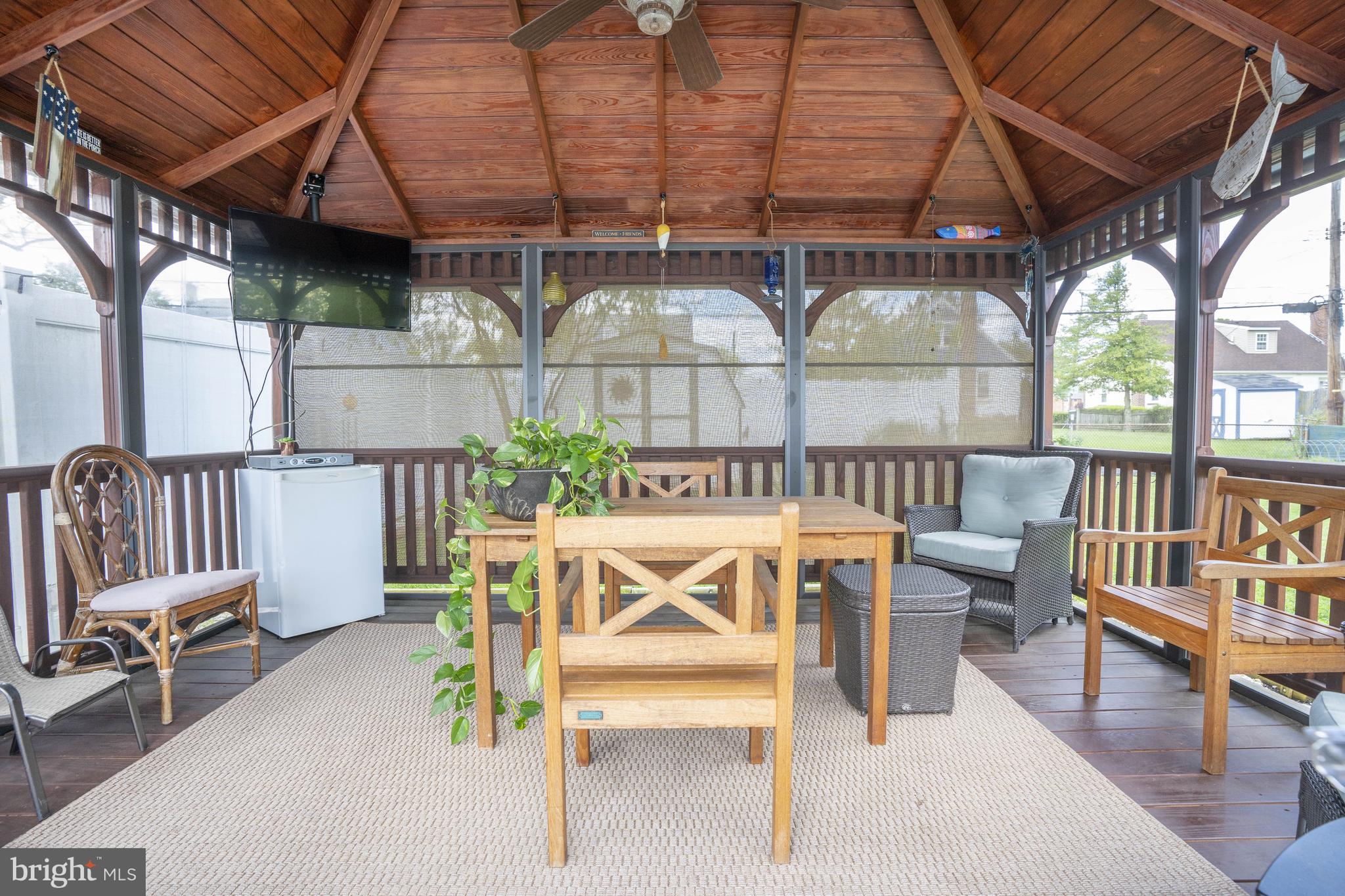 706 Lehigh Road Newark, DE 19711 - Photo 24 of 34 Beautiful gazebo included with sale