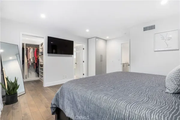 $1,449,999 | 8746 Ruffner Avenue, Northridge, CA 91343