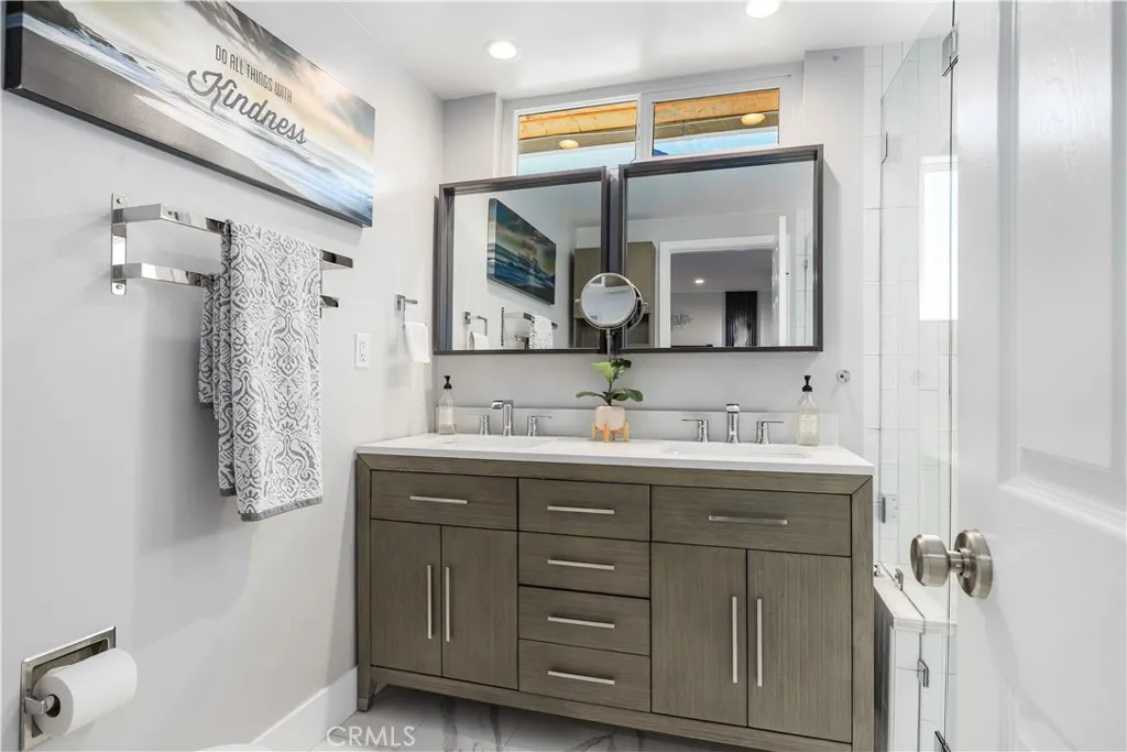 8746 Ruffner Avenue Northridge, CA 91343 - Photo 26 of 40