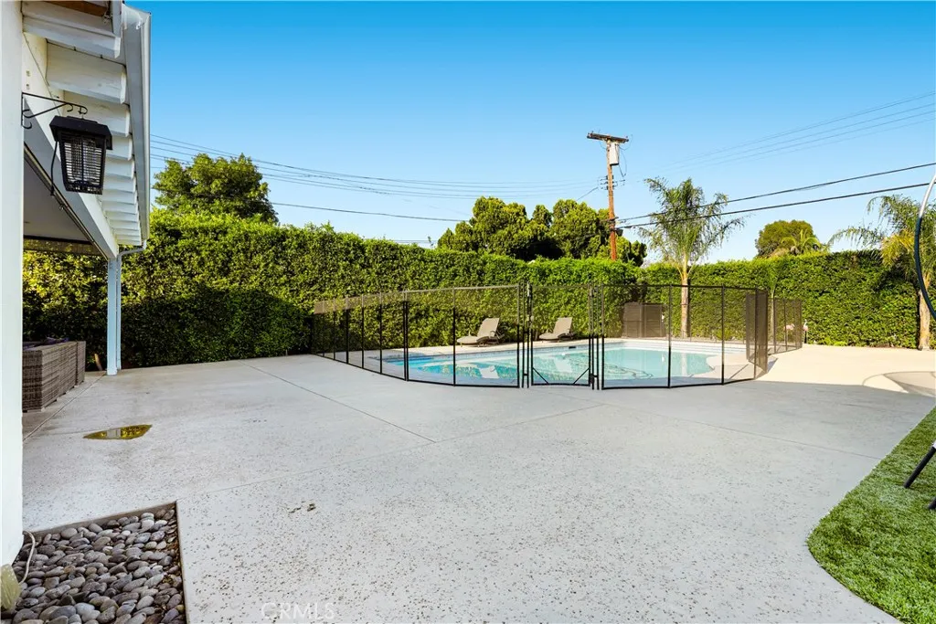 8746 Ruffner Avenue Northridge, CA 91343 - Photo 32 of 40