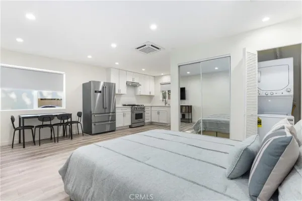 $1,449,999 | 8746 Ruffner Avenue, Northridge, CA 91343