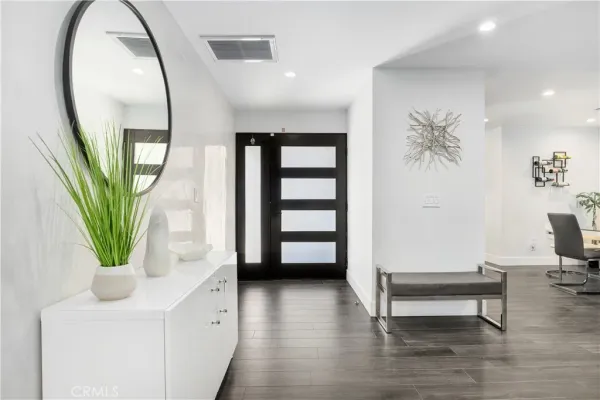 $1,449,999 | 8746 Ruffner Avenue, Northridge, CA 91343