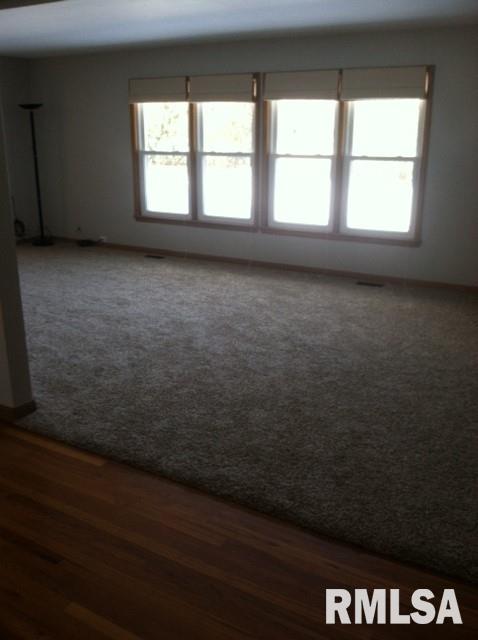 1719 West Adams Road Macomb, IL 61455 - Photo 10 of 20 Gallery Image 10