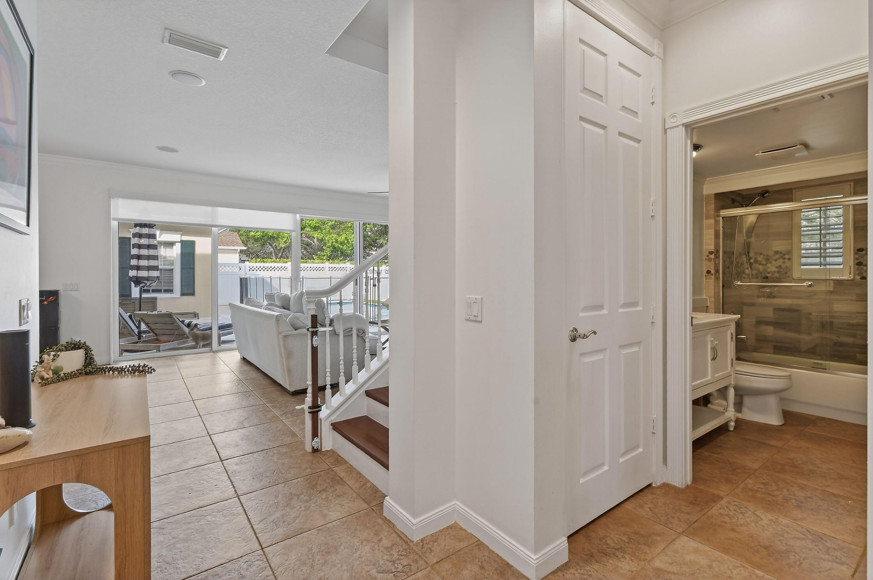 211 Sugar Apple Way Jupiter, FL 33458 - Photo 20 of 53 211SugarAppleWay(44)