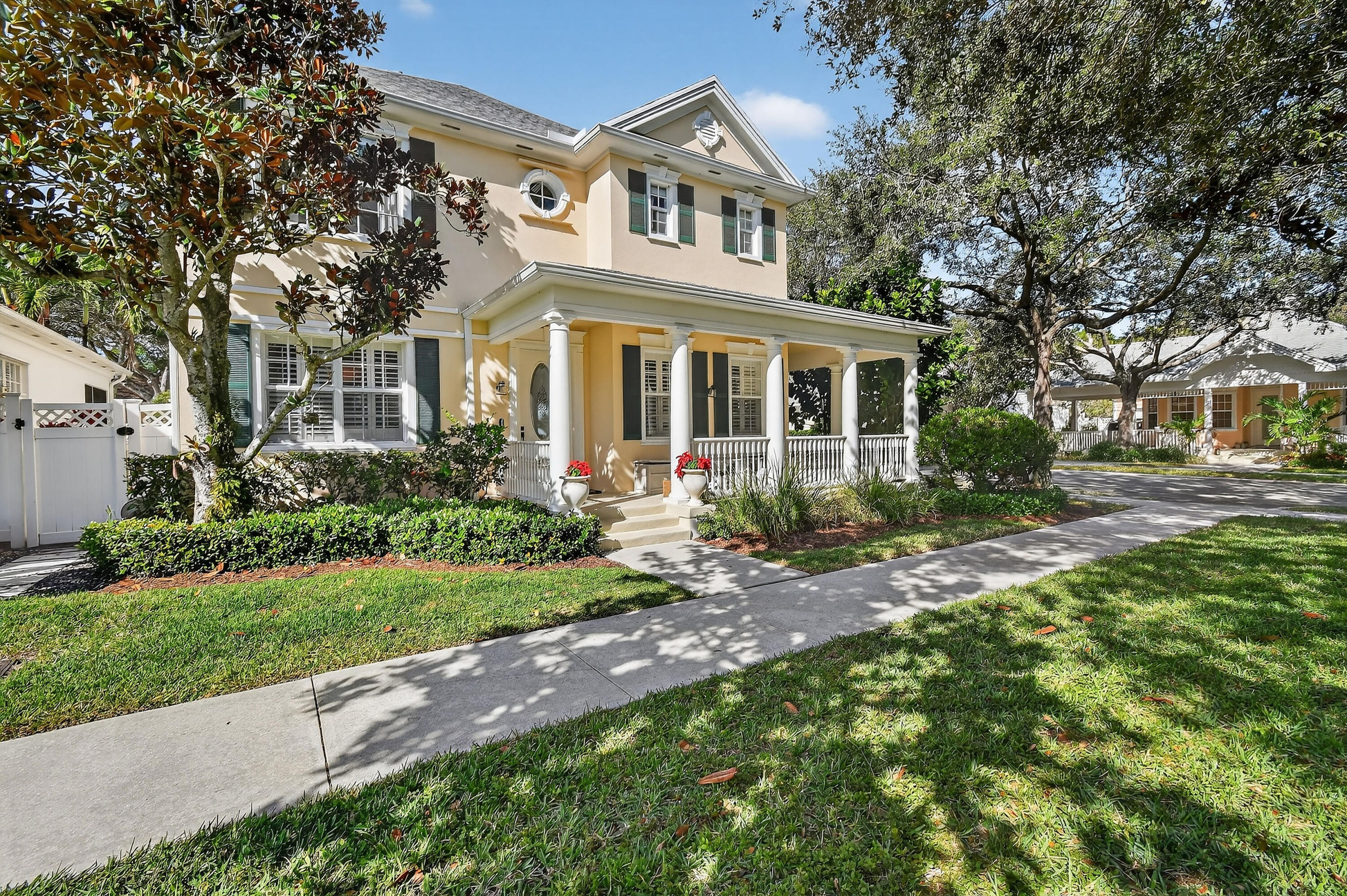 211 Sugar Apple Way Jupiter, FL 33458 - Photo 2 of 53 211SugarAppleWay(2)