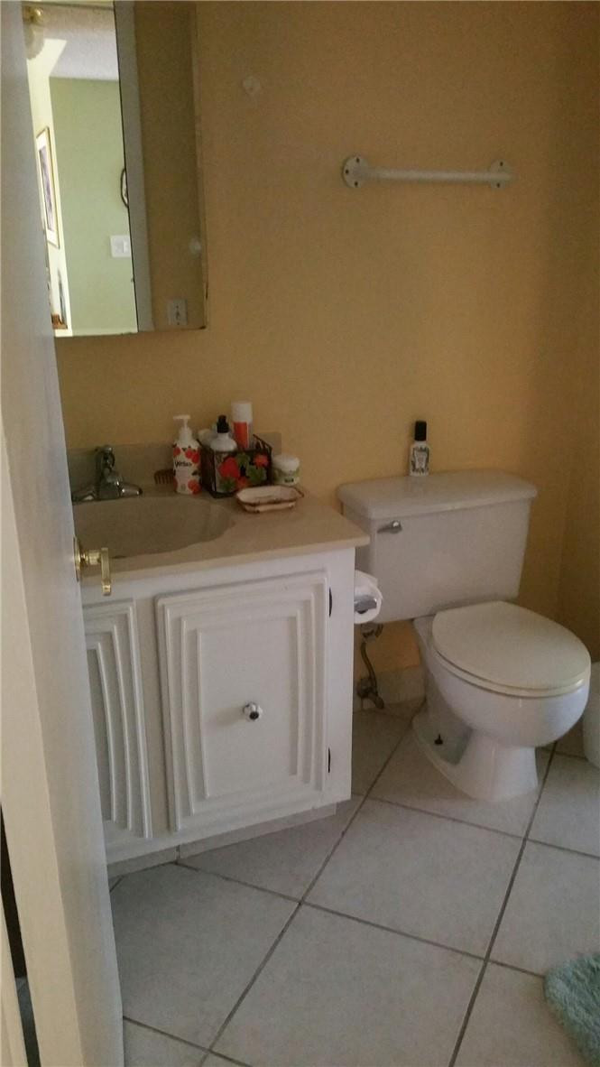 1629 Riverview Road, Unit 420 Deerfield Beach, FL 33441 - Photo 8 of 23 Photo 8