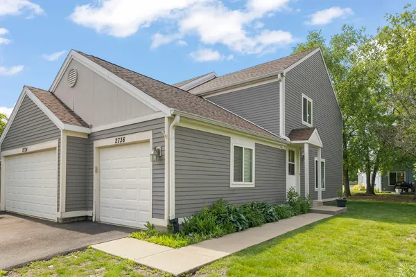 $240,000 | 2736 Prairieview Lane South, Unit 1, Aurora, IL 60502