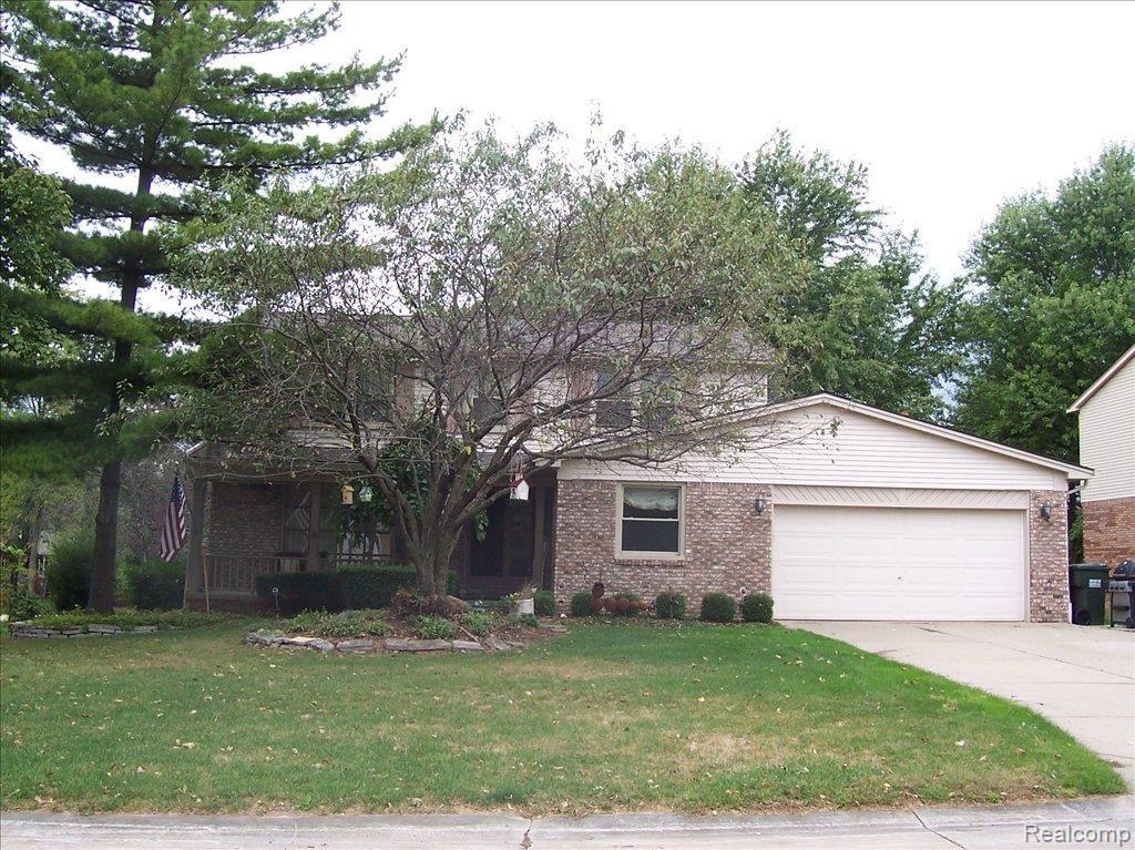 531 Pinehurst Drive Rochester, MI 48309 - Photo 1 of 18 Exterior Pics 531 Pinehurst 003