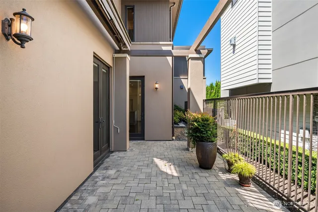 $2,899,500 | 10132 Northeast 59th Street, Unit C, Kirkland, WA 98033