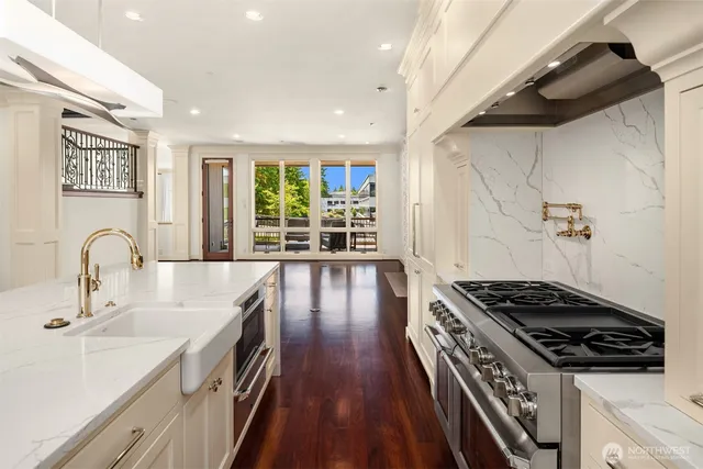 $2,899,500 | 10132 Northeast 59th Street, Unit C, Kirkland, WA 98033