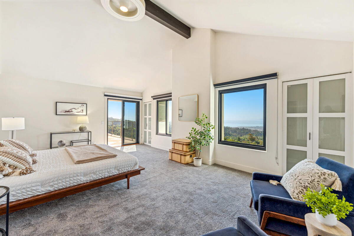 2870 Holly Road Santa Barbara, CA 93105 - Photo 23 of 39 a living room with furniture and a window