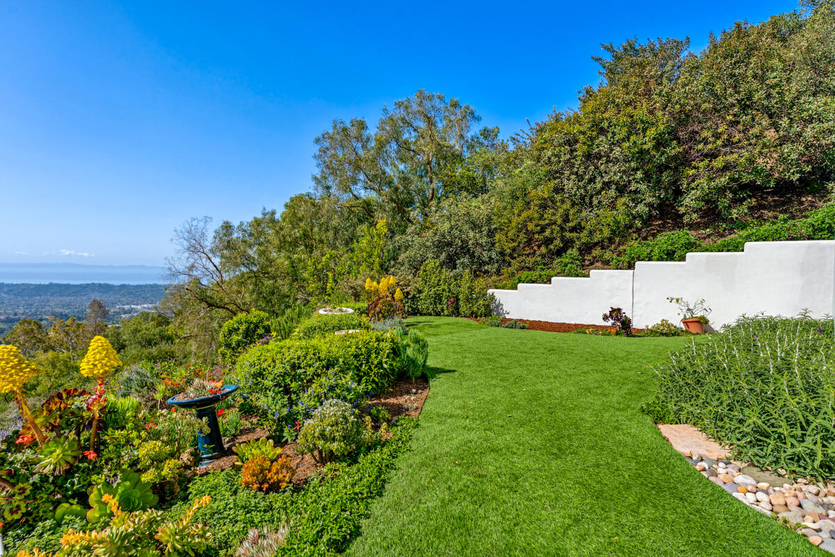 2870 Holly Road Santa Barbara, CA 93105 - Photo 35 of 39 a garden view