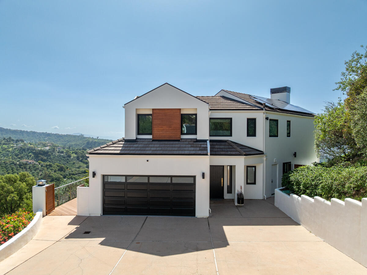 2870 Holly Road Santa Barbara, CA 93105 - Photo 39 of 39 a front view of a house with a garage