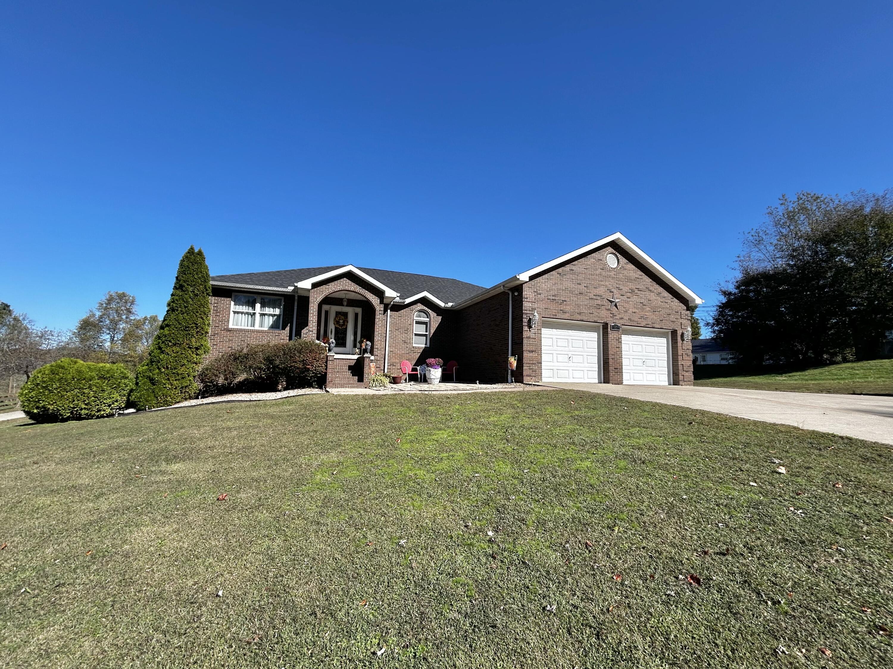 87 Meadow Brook Road Vanceburg, KY 41179 - Photo 4 of 82 IMG_2277