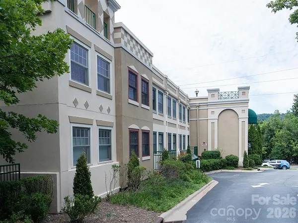 $175,000 | 37 Hiawassee Street, Unit W103, Asheville, NC 28801