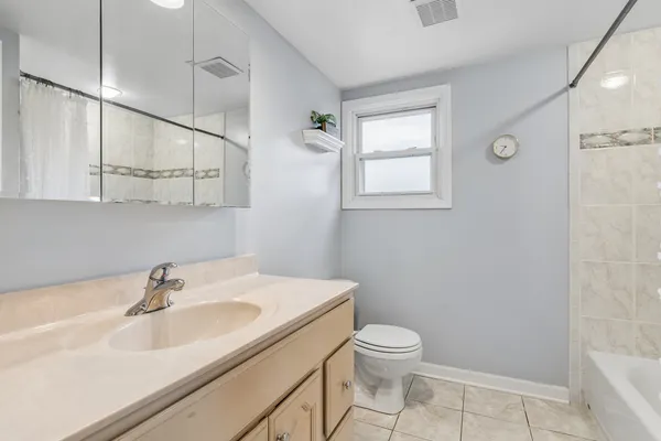 $489,000 | 1105 Barberry Lane, Mount Prospect, IL 60056