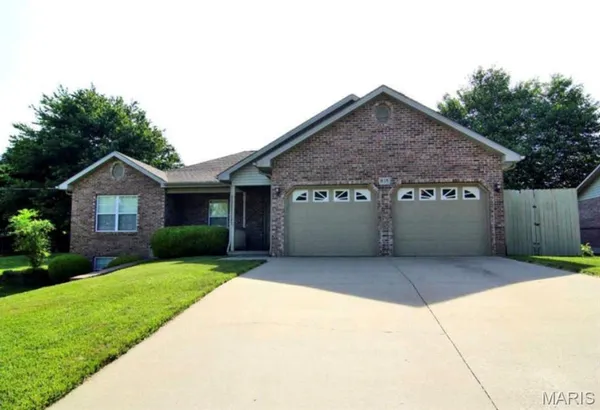 $335,000 | 815 Pecan Lane, Jackson, MO 63755