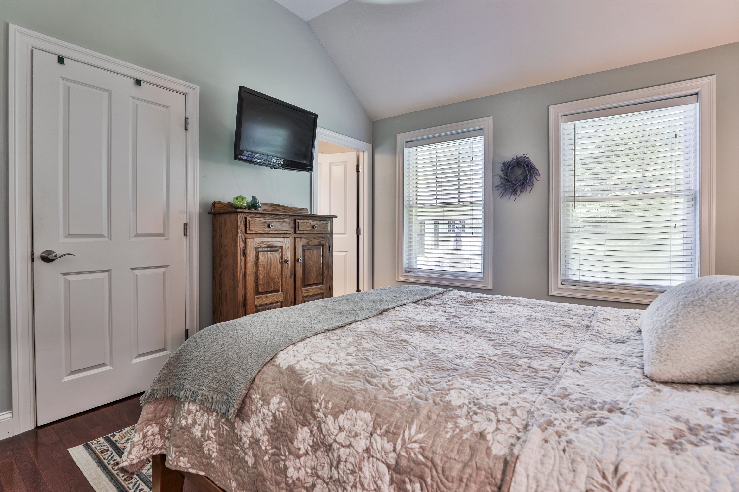 35 Furnival Road Nashua, NH 03064 - Photo 21 of 26