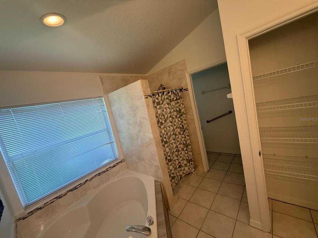 2930 Rivers End Road Orlando, FL 32817 - Photo 13 of 22