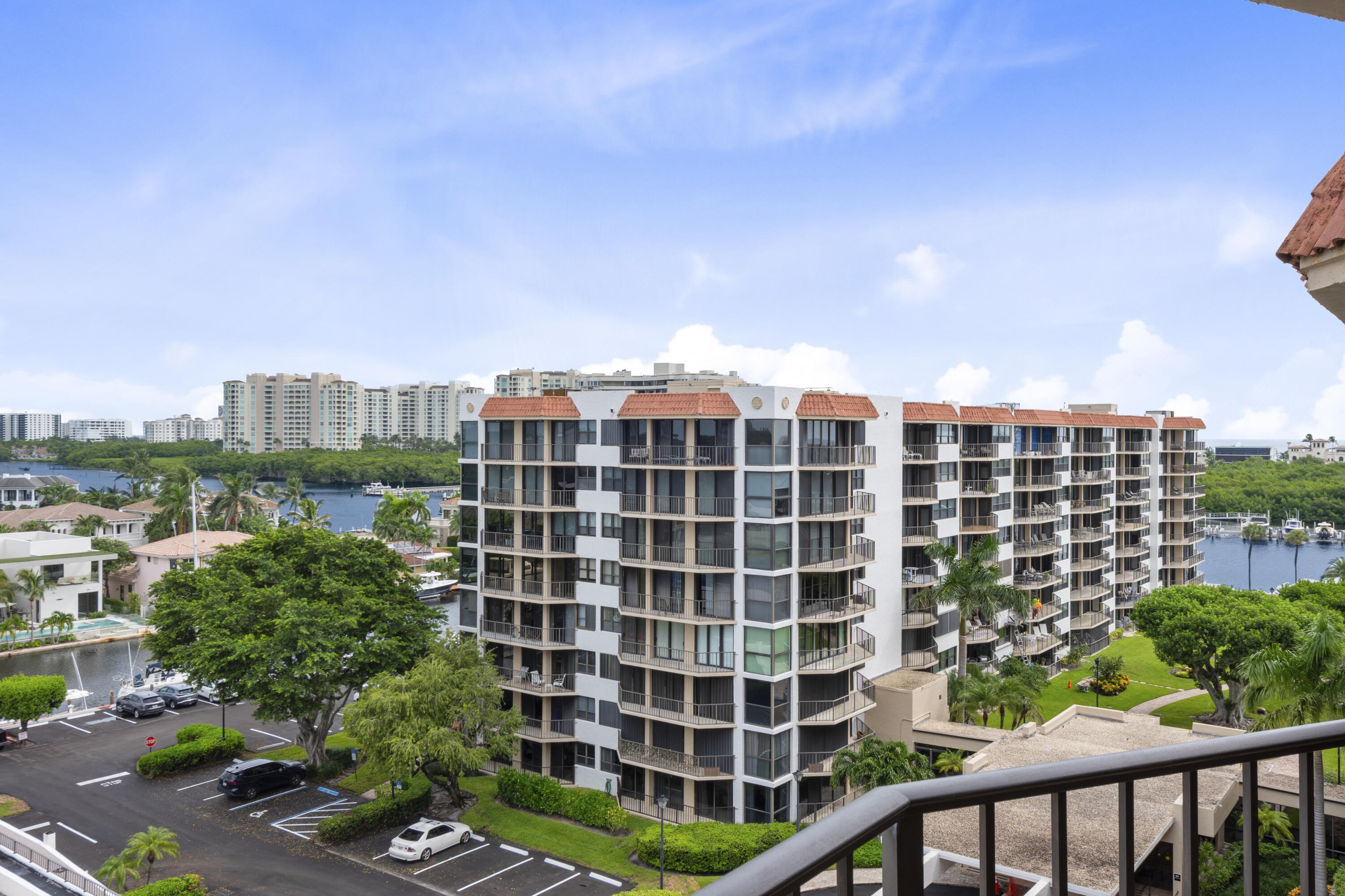 859 Jeffery Street, Unit 804 Boca Raton, FL 33487 - Photo 9 of 61 DSC_3433