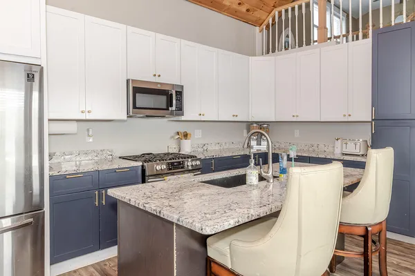 $898,900 | 66-67 Bailey Hill Road, Cambridge, ME 04923