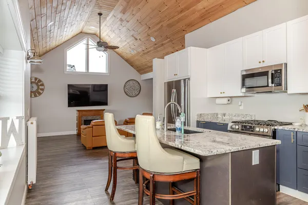 $898,900 | 66-67 Bailey Hill Road, Cambridge, ME 04923