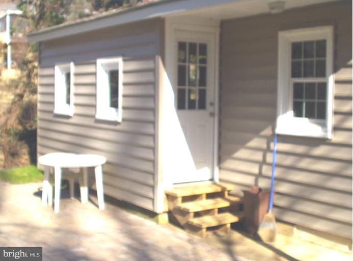 506 Pafel Road Annapolis, MD 21401 - Photo 6 of 16 Exterior (Rear)