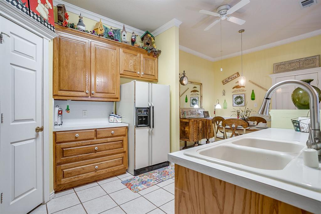 2311 Ragland Road Mansfield, TX 76063 - Photo 13 of 34