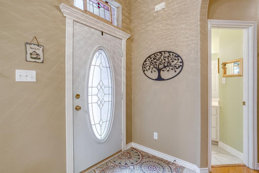 2311 Ragland Road Mansfield, TX 76063 - Photo 4 of 34