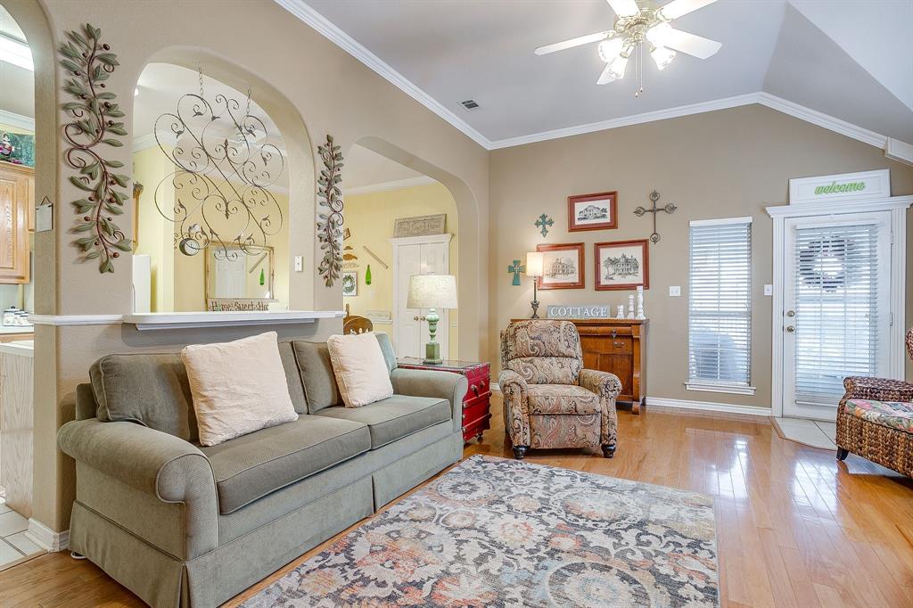 2311 Ragland Road Mansfield, TX 76063 - Photo 5 of 34