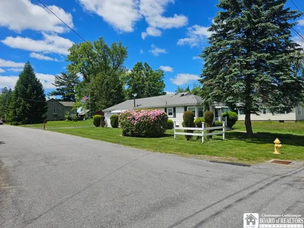 $134,000 | 40 Fredrick Boulevard, Jamestown, NY 14701