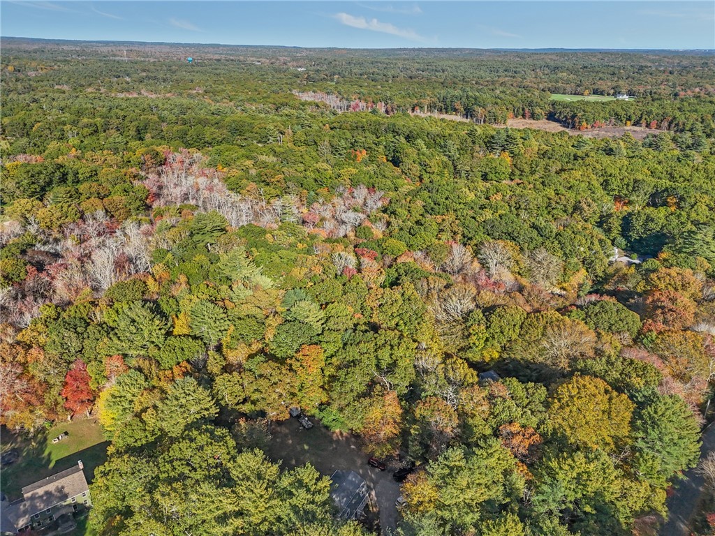 153 Kenyon Hill Trail Richmond, RI 02898 - Photo 8 of 46