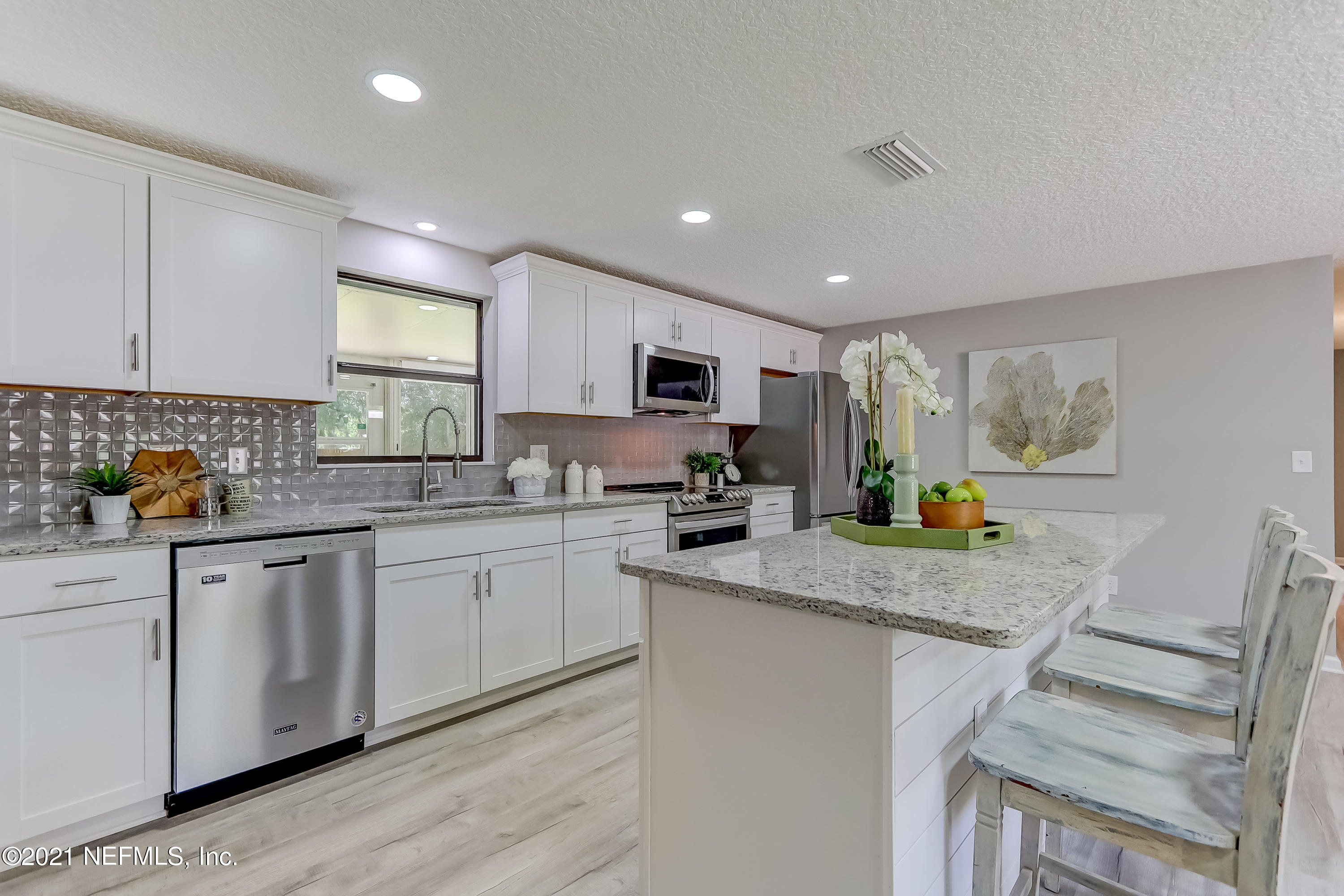 13008 Chameleon Drive Jacksonville, FL 32223 - Photo 19 of 29 Rave Home Staging Jacksonville (5)