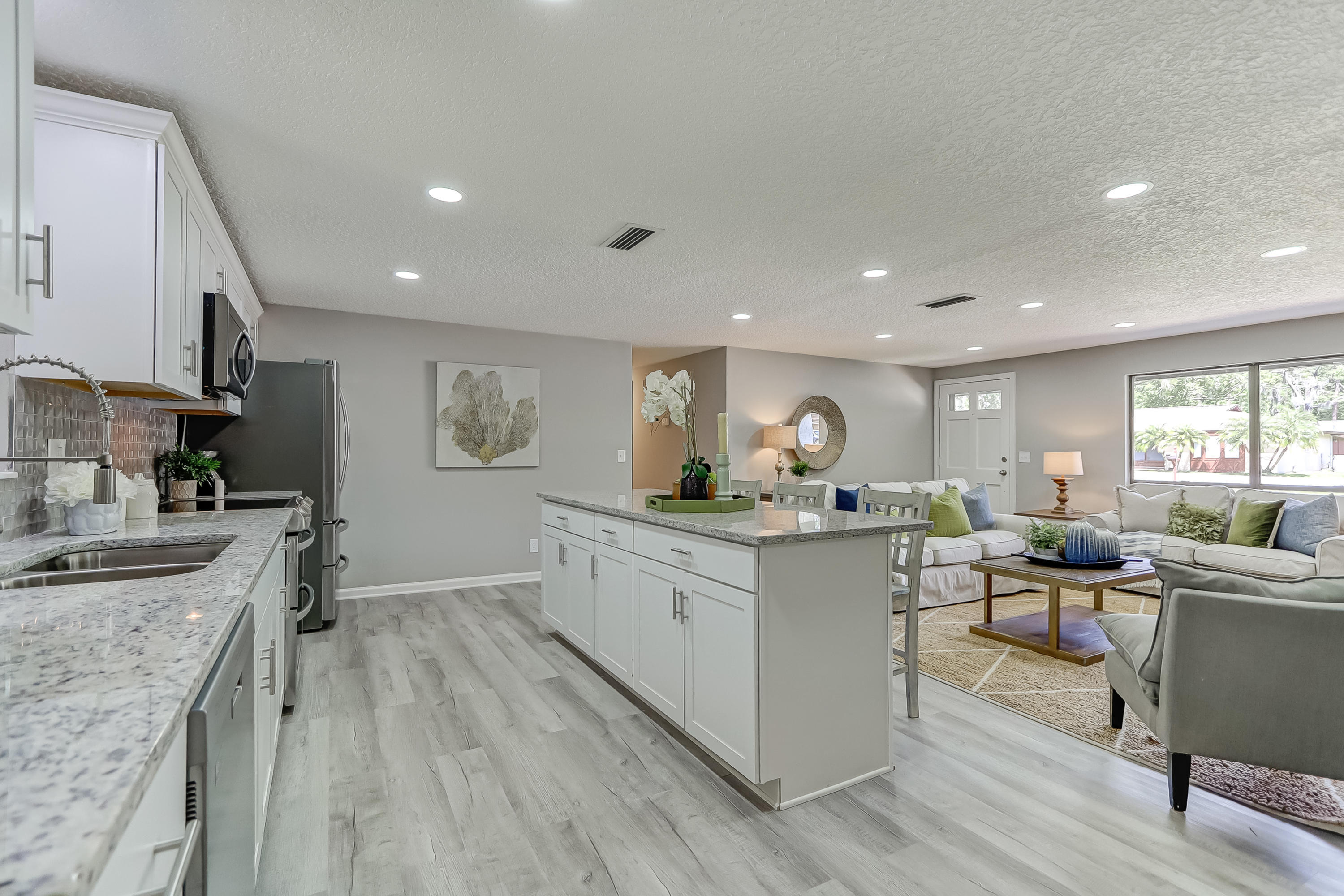 13008 Chameleon Drive Jacksonville, FL 32223 - Photo 20 of 29 Rave Home Staging Jacksonville (6)