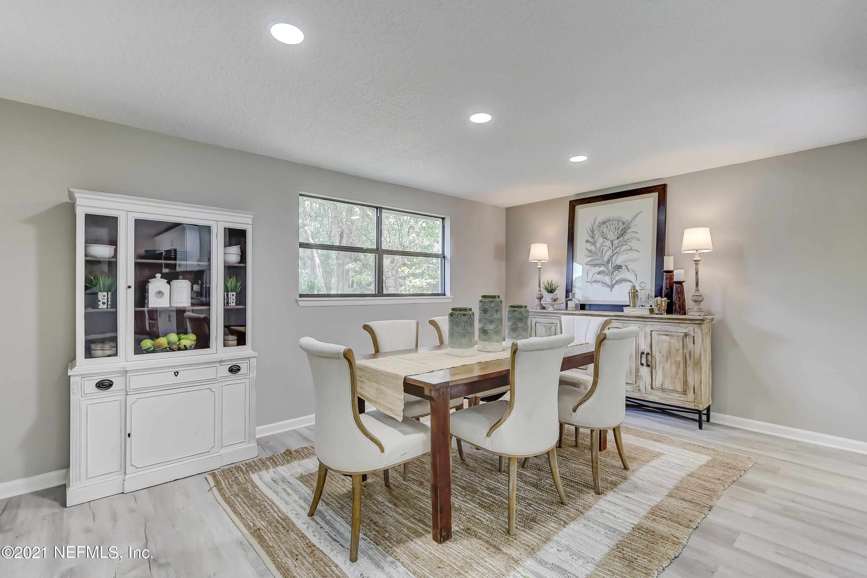 13008 Chameleon Drive Jacksonville, FL 32223 - Photo 8 of 29 Rave Home Staging Jacksonville (19)