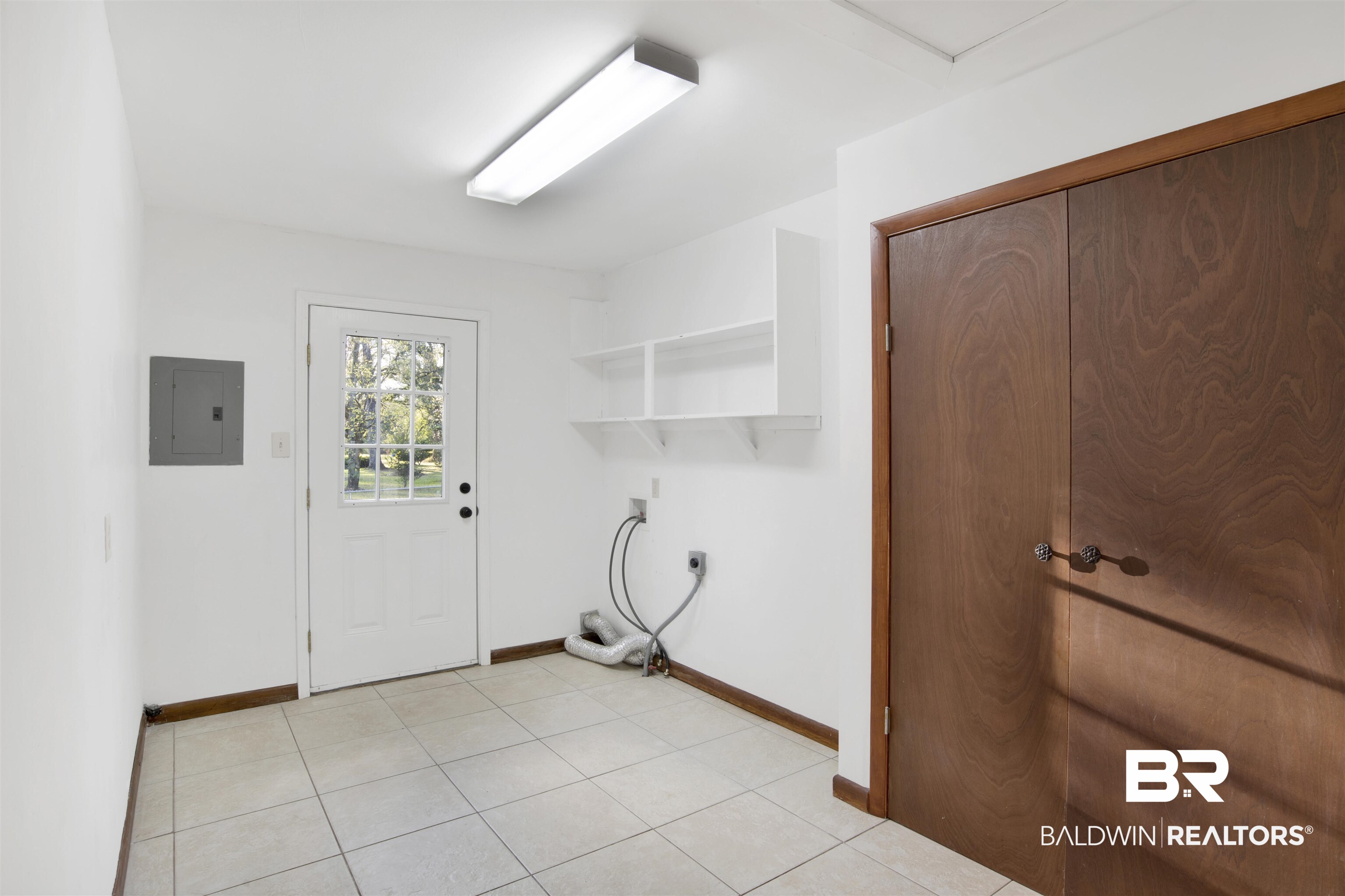 10435 LaLa Road Daphne, AL 36526 - Photo 16 of 24 Laundry Room
