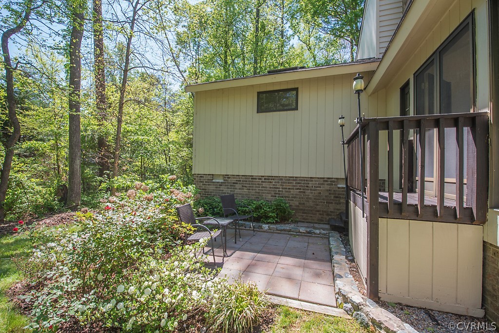 14200 Long Gate Road Midlothian, VA 23112 - Photo 23 of 27 a view of a back yard of the house
