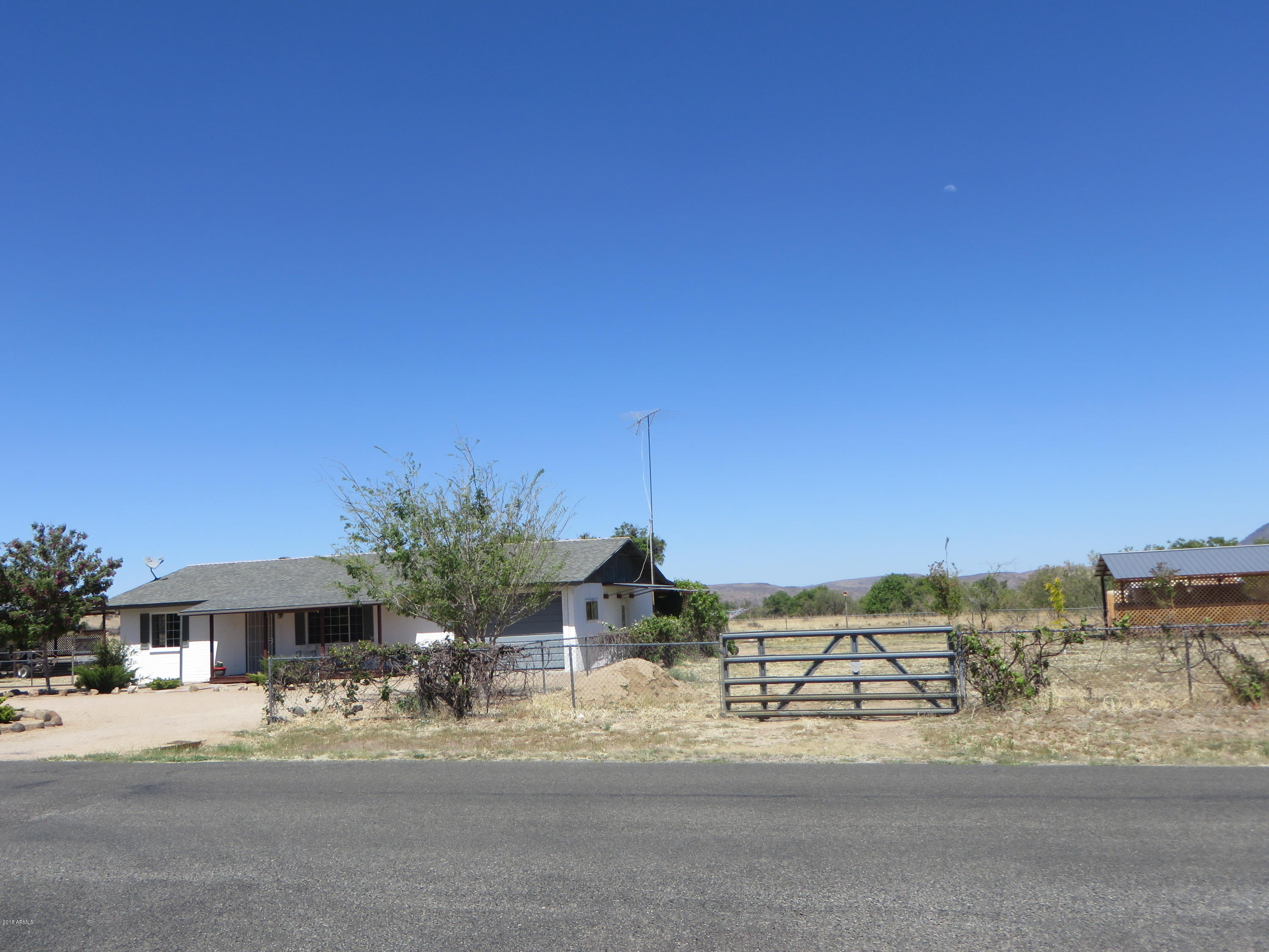 18631 Peeples Valley Road Peeples Valley, AZ 86332 - Photo 1 of 45 Front of Home
